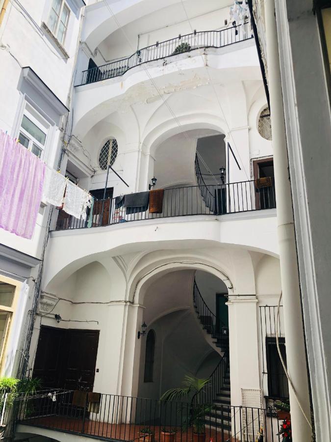 Dimora Paladino Bed and Breakfast Νάπολη Εξωτερικό φωτογραφία